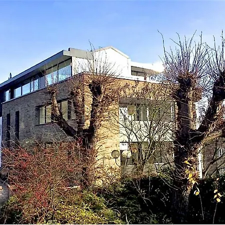 Exklusive 2-zimmer-wohnung Am Schloss Bensberg