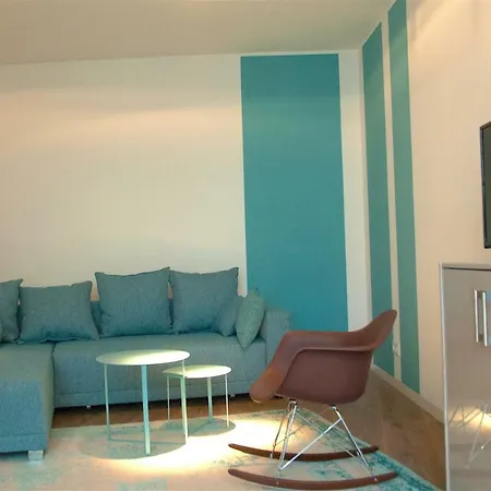 Exklusive 2-zimmer-wohnung Am Schloss Bensberg Apartment